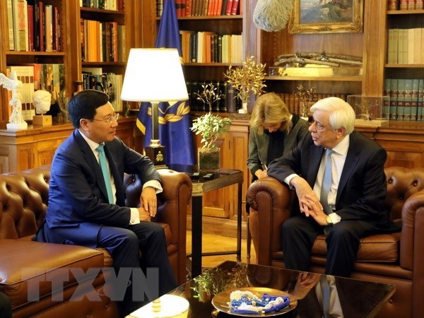 Greek President backs all-round cooperation with Vietnam - ảnh 1