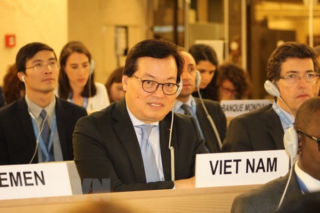 Vietnam active in discussions at 38th UNHRC session  - ảnh 1