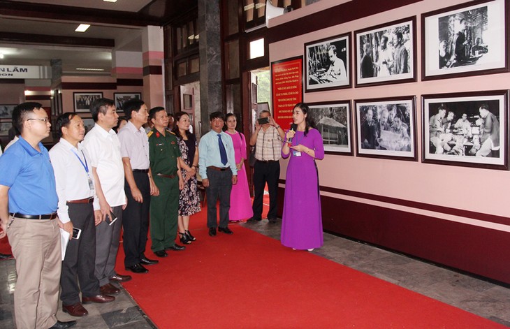 Exhibition features General Vo Nguyen Giap in Thai Nguyen safety zone  - ảnh 1