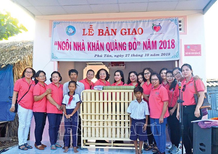 Red scarf houses inspire U Minh disadvantaged children to continue study - ảnh 1