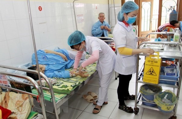 ADB-funded program helps Vietnam improve healthcare capability - ảnh 1