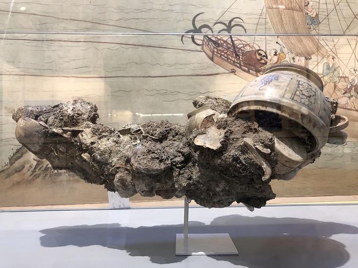 Ancient shipwreck exhibit reveals ocean secrets - ảnh 1