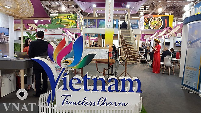 Vietnam promotes tourism at world’s leading travel trade show  - ảnh 1