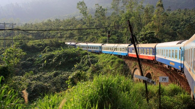 Vietnam’s North-South Railway listed among world’s top ten most beautiful - ảnh 1