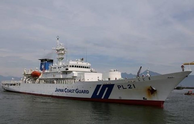 Japanese coast guard ship visits Vietnam - ảnh 1