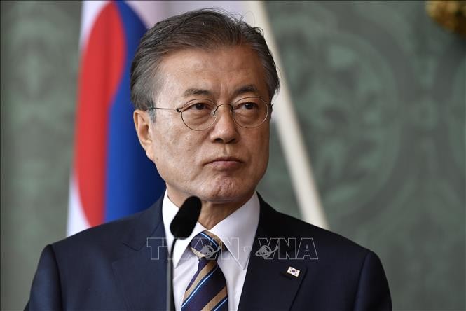 Moon warns Japan of severe consequences for export restrictions - ảnh 1