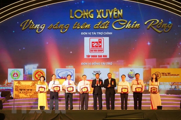 Long Xuyen urged to become exemplary urban city in Mekong Delta - ảnh 1