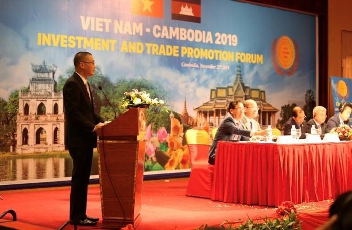 Vietnam, Cambodia boost trade, investment - ảnh 1