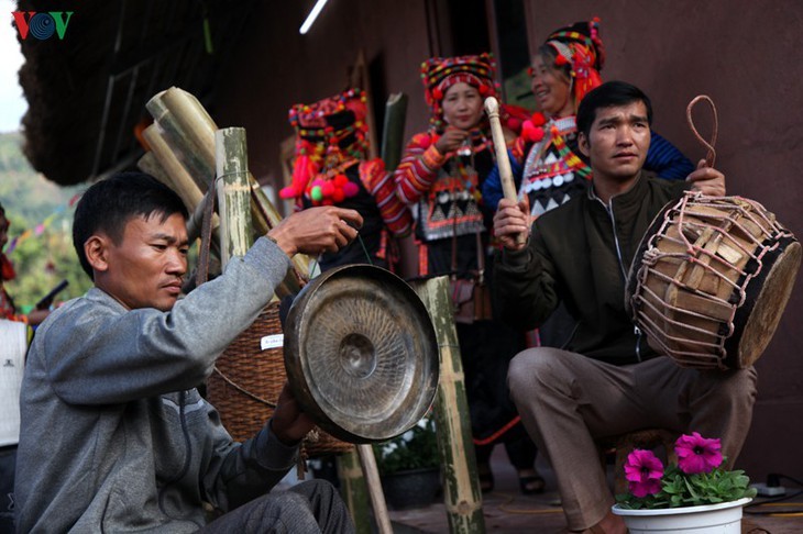 New Year “Con” throwing festival tightens Vietnam, Laos, China bonds - ảnh 8