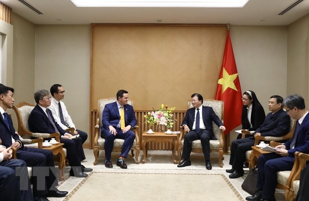 US, South Korean investors interested in LNG power development in Vietnam - ảnh 1