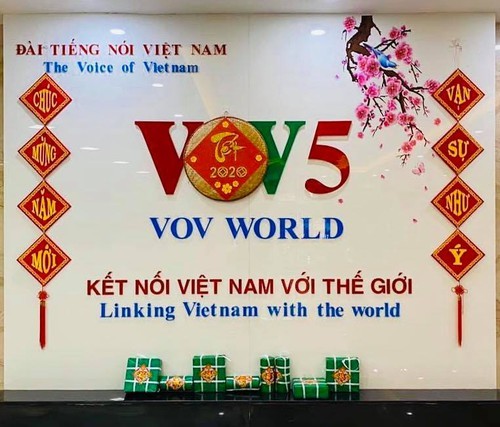 “What do you know about Vietnam?” contest attracts listeners of various ages and professions - ảnh 1
