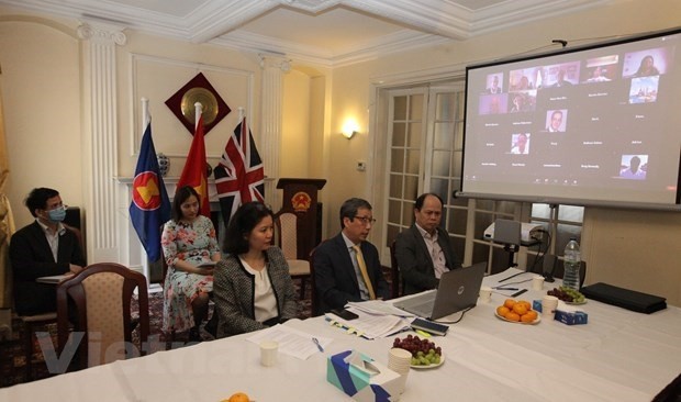 UK webinar highlights post-pandemic investment opportunities in Vietnam - ảnh 1