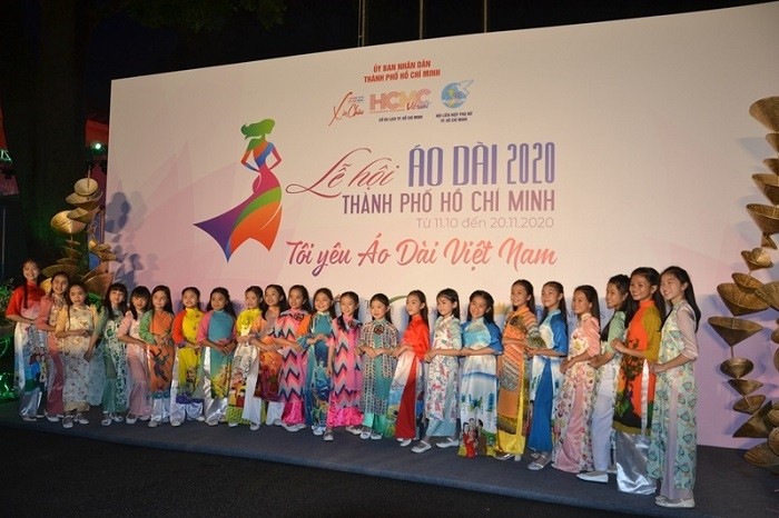 Ho Chi Minh City Ao Dai Festival 2020 honors Vietnam’s intangible heritage - ảnh 1