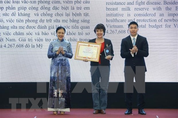 50 foreign NGOs receive VUFO certificate of merit - ảnh 1