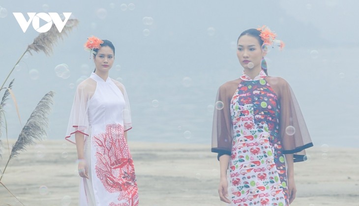 Ao Dai Festival excites crowds in Quang Ninh province - ảnh 7