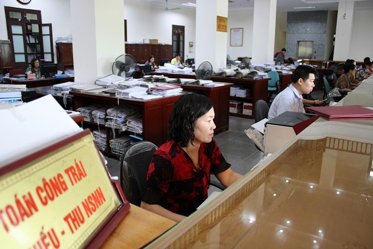 Vietnam’s State budget collection reaches 98%, budget spending of 80% of yearly estimate - ảnh 1