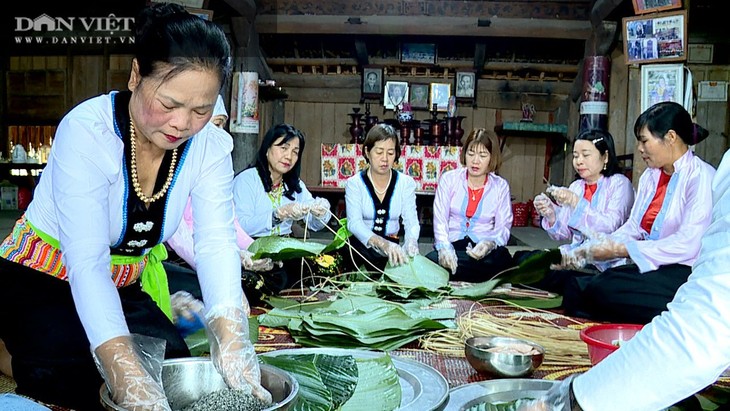 Medicinal Chung cakes, unique dish of the Muong people in Phu Tho  - ảnh 1