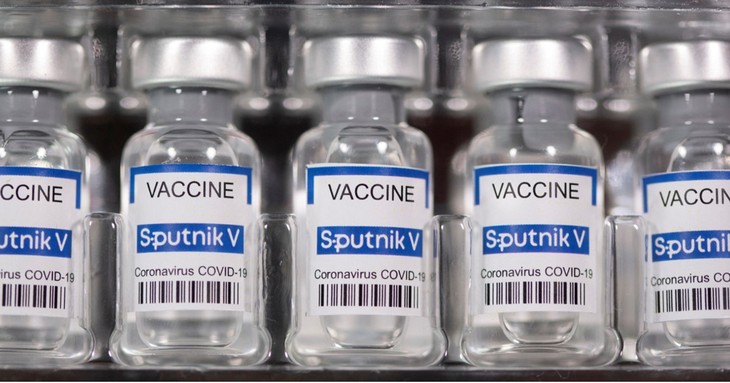 Vietnam approves six COVID-19 vaccines for emergency use - ảnh 2