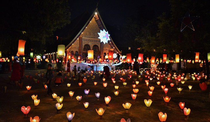 Laos’s Boun Ork Phansa Festival    - ảnh 2