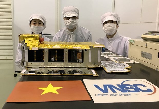 Vietnamese-made NanoDragon satellite scheduled to be launched on October 1 - ảnh 1