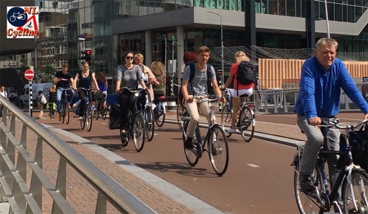 How cycling becomes a symbol of Dutch culture - ảnh 1