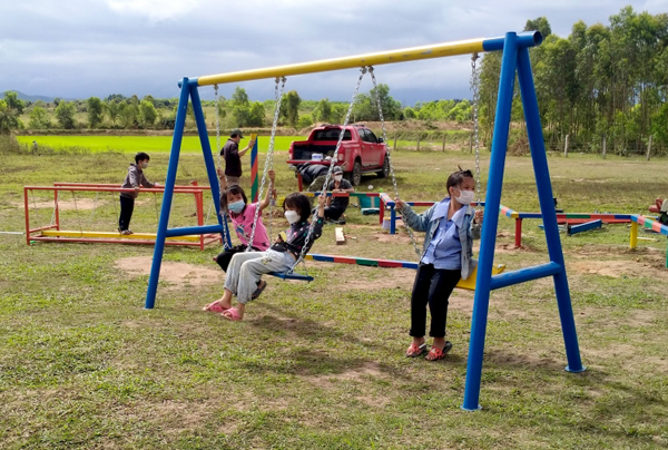 Playgrounds make going to school more fun in Dak Lak - ảnh 1