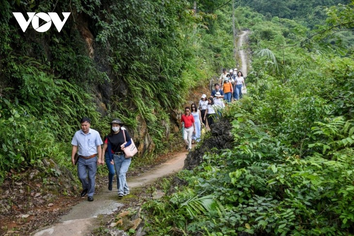 Famtrips offer new ways to tap Lang Son tourism potential - ảnh 1