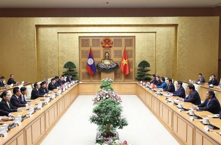 PM wants stronger Vietnam-Laos economic cooperation  - ảnh 2
