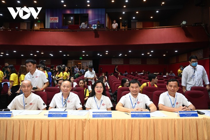Live radio broadcast competition opens the 15th National Radio Festival - ảnh 2