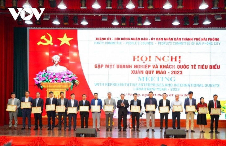Hai Phong commends international enterprises and organizations  - ảnh 1