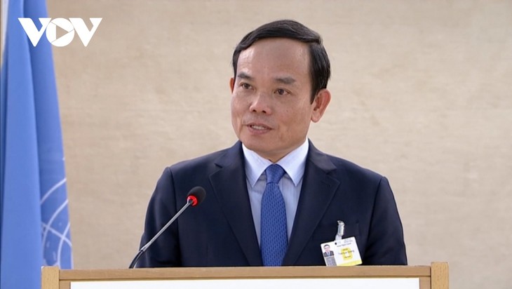 Vietnam always supports and respects human rights  - ảnh 1