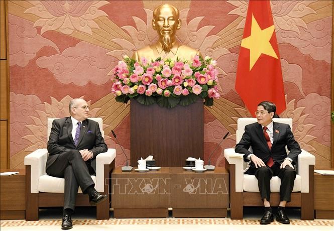 Vietnam treasures multi-faceted cooperation with Poland  - ảnh 1