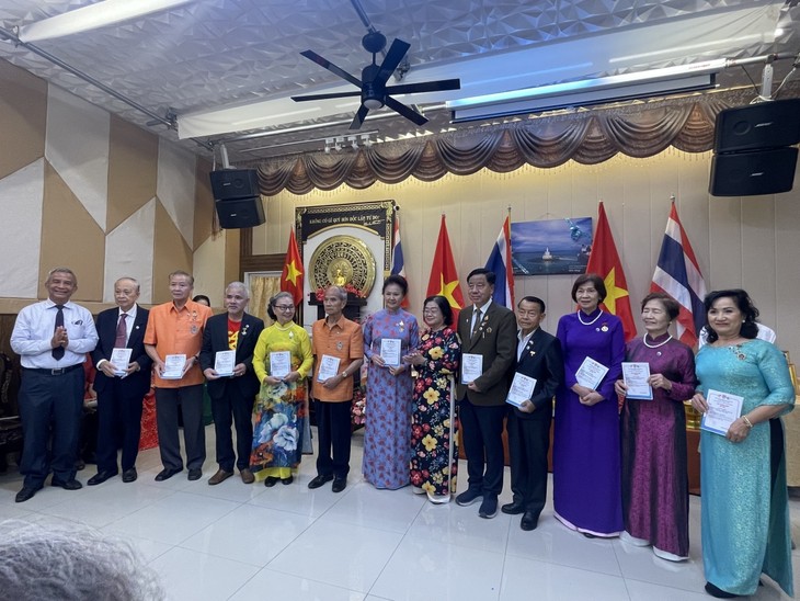 Overseas Vietnamese in Thailand support homeland’s seas and islands - ảnh 1