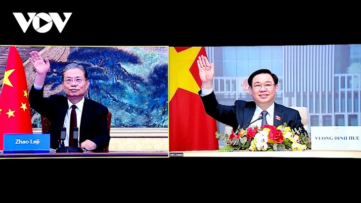 Vietnamese, Chinese top legislators hold online talks  - ảnh 1