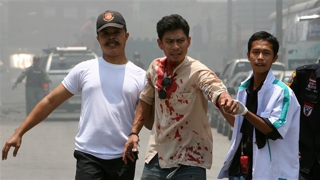 Thaïlande : 11 morts et 110 blessés dans des attentats à la bombe - ảnh 1