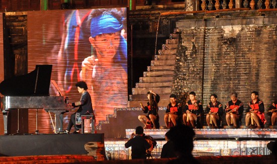 Ouverture du Festival de Hue 2012 : une soirée culturelle splendide  - ảnh 10