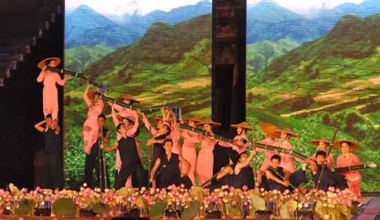 Ouverture du Festival de Hue 2012 : une soirée culturelle splendide  - ảnh 9