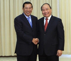 Nguyen Xuan Phuc termine sa visite au Cambodge - ảnh 1