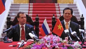 Dmitry Medvedev au Vietnam: une journée riche en activités - ảnh 1