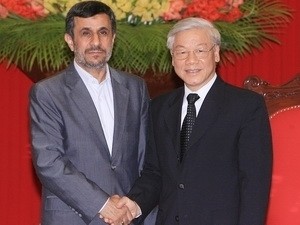 Le président iranien termine sa visite au Vietnam - ảnh 1