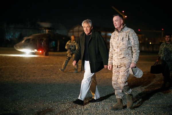 Afghanistan. Attentat suicide pendant la visite de Chuck Hagel - ảnh 1