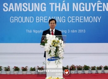 Le Premier ministre travaille avec les autorités de Thai Nguyen - ảnh 1