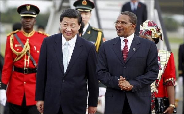 Xi Jinping en tournée en Afrique - ảnh 1