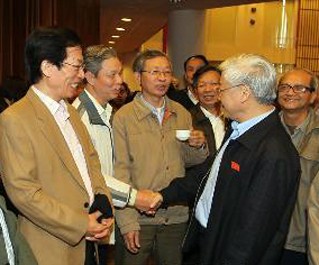 Nguyen Phu Trong rencontre des électeurs hanoiens - ảnh 1
