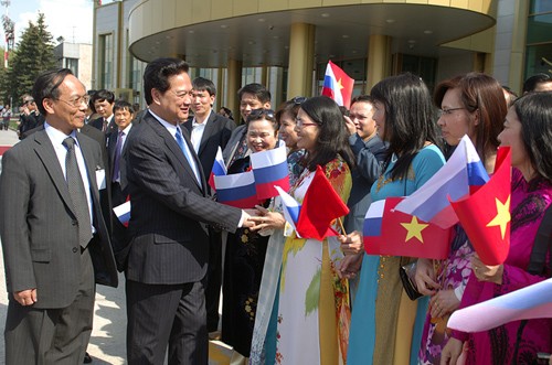 Le Premier ministre Nguyen Tan Dung entame sa visite en Russie - ảnh 2