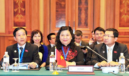  Le Vietnam aux côtés de l'AIPA pour la communauté de l'ASEAN  - ảnh 1