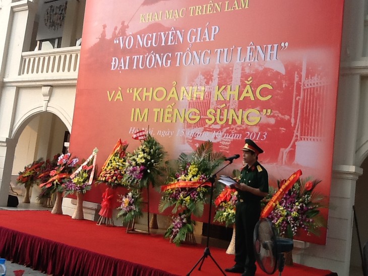 Exposition sur le général Vo Nguyen Giap à Hanoi - ảnh 2