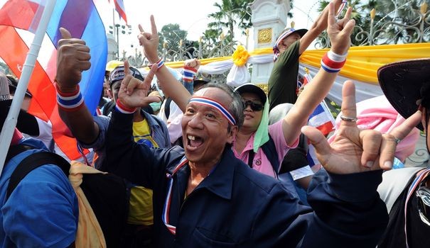 Thaïlande: gouvernement et manifestants proposent une idée de réforme politique - ảnh 1