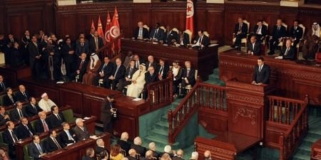 Tunisie : le PM veut éviter une situation économique « catastrophique » - ảnh 1