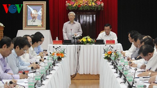 Le secrétaire général Nguyen Phu Trong travaille à Danang - ảnh 1